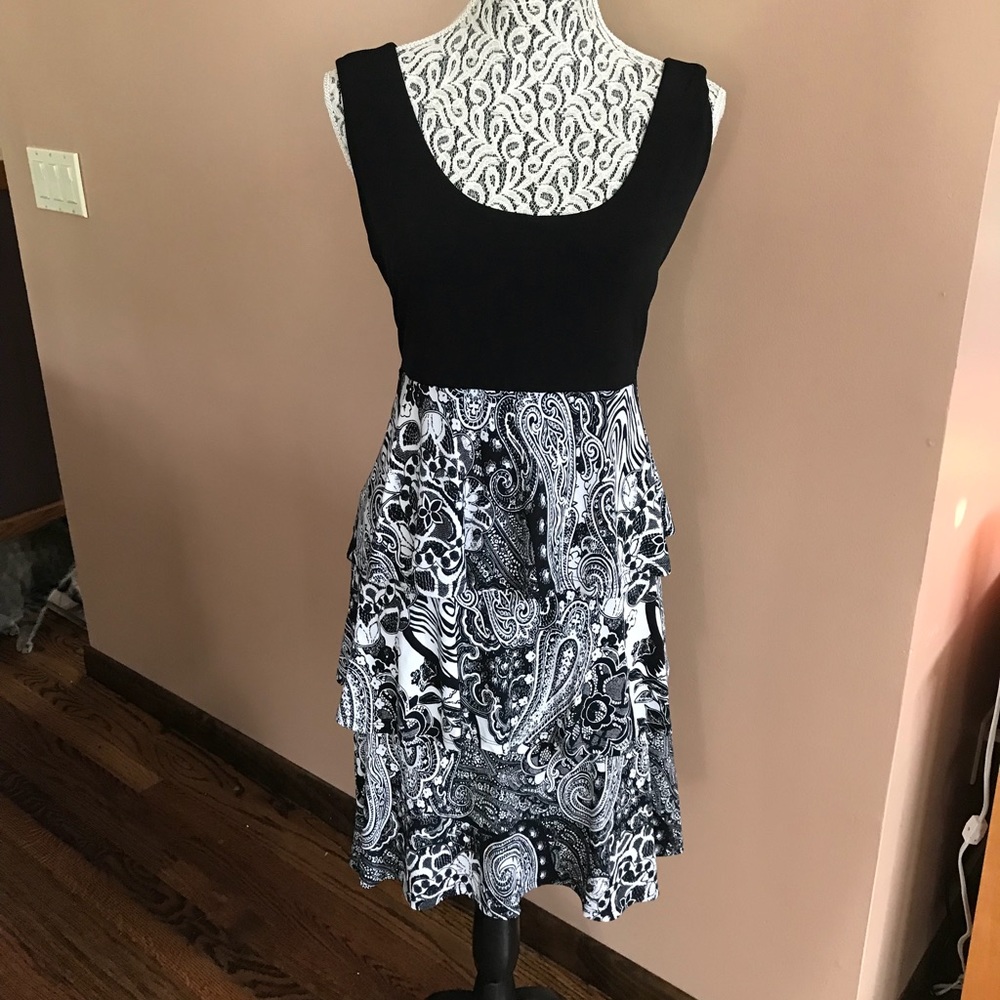 Black and white dress